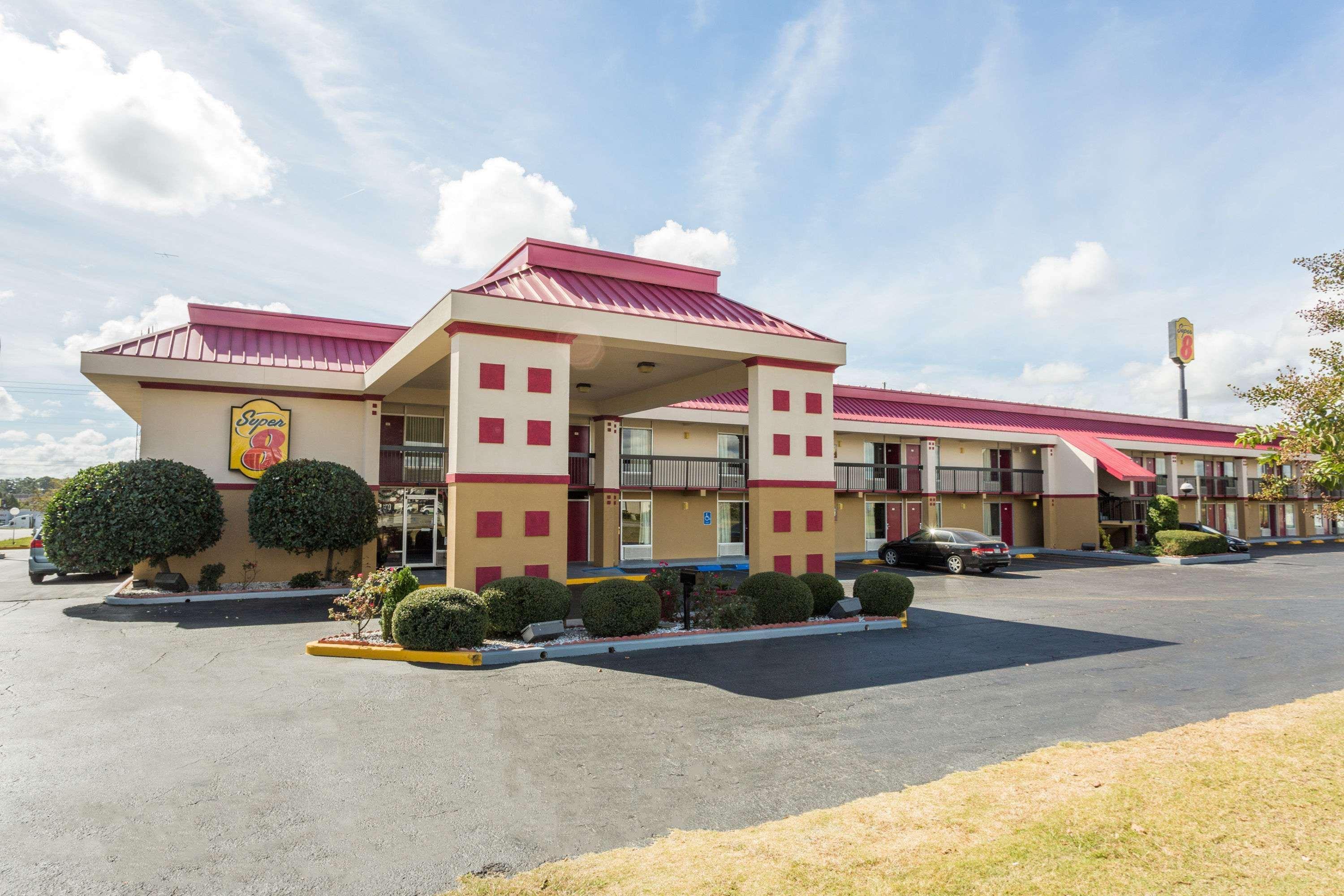 Super 8 By Wyndham Tifton Hotel Buitenkant foto